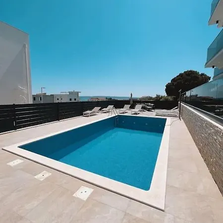 Stunning Seaview With Pool And Rooftop Near Split Trogir