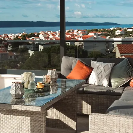 Stunning Seaview With Pool And Rooftop Near Split Trogir